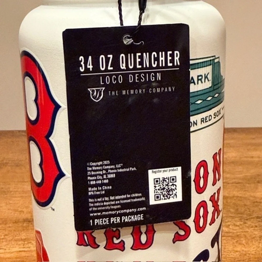 Boston Red Sox Insulated Water Bottle White (NEW) 34oz The Memory Company - Picture 9 of 9